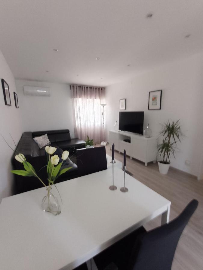 Casa Florival Apartment บูร์เกา ภายนอก รูปภาพ